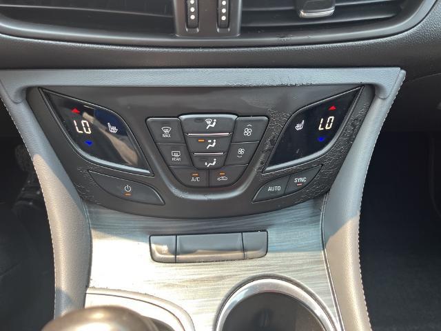 2020 Buick Envision FWD Essence