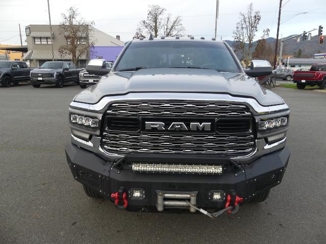 2022 Ram 3500 Limited Mega Cab 4x4 6'4" Box