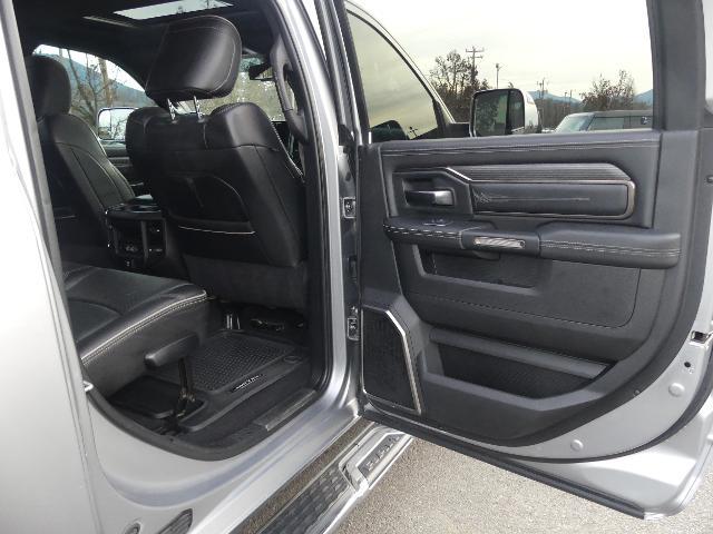 2022 Ram 3500 Limited Mega Cab 4x4 6'4" Box