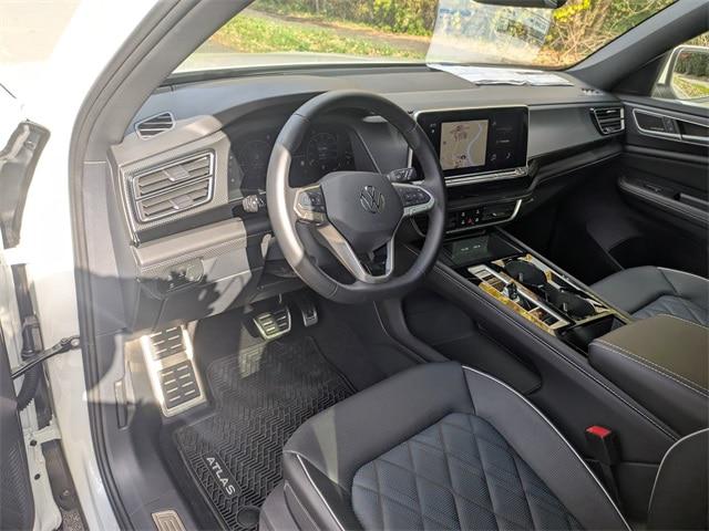 2025 Volkswagen Atlas Cross Sport 2.0T SEL Premium R-Line