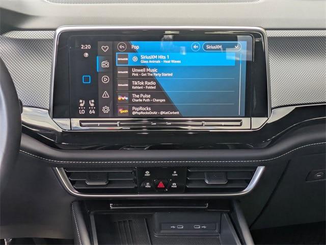 2025 Volkswagen Atlas Cross Sport 2.0T SEL Premium R-Line
