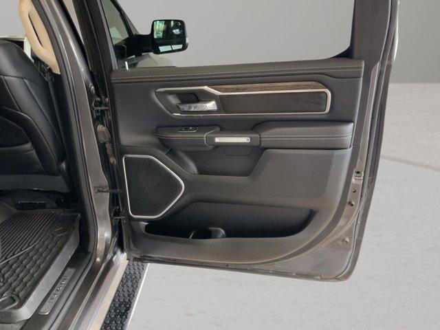 2020 Ram 1500 Laramie Crew Cab 4x4 5'7" Box