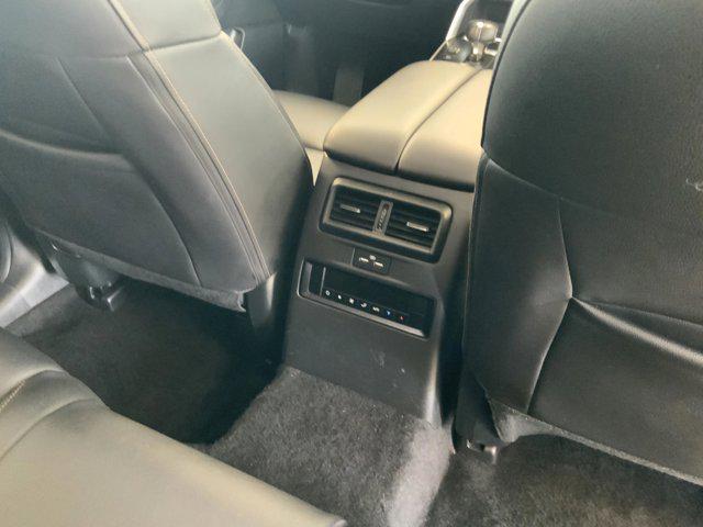 2024 Mazda X-90 3.3 Turbo Select