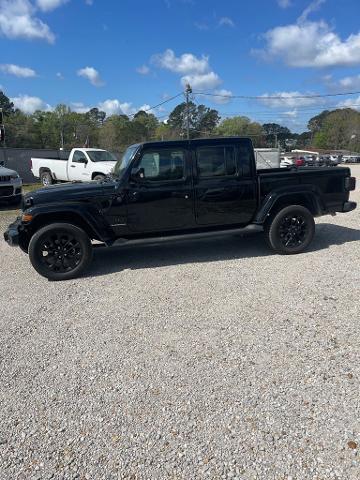 2023 Jeep Gladiator Overland
