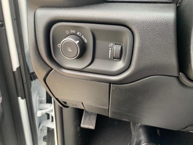 2024 Ram 2500 Tradesman Crew Cab 4x4 8' Box