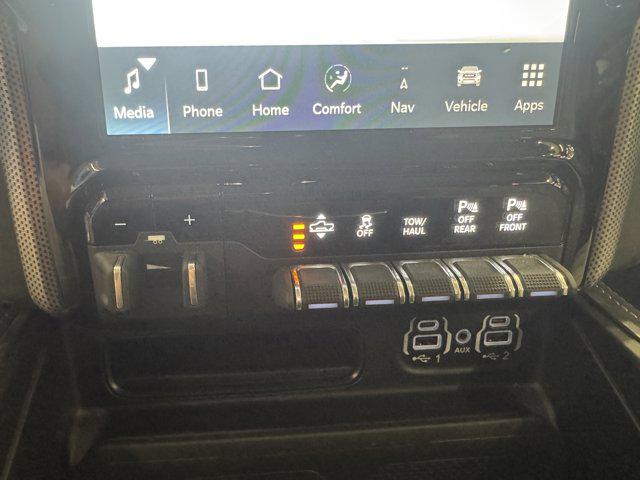 2023 Ram 1500 Limited Crew Cab 4x4 5'7" Box