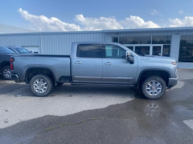 2024 Chevrolet Silverado 3500HD 4WD Crew Cab Standard Bed High Country