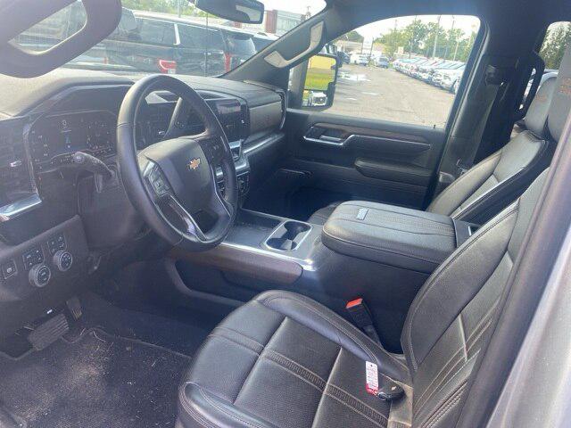 2024 Chevrolet Silverado 3500HD 4WD Crew Cab Standard Bed High Country