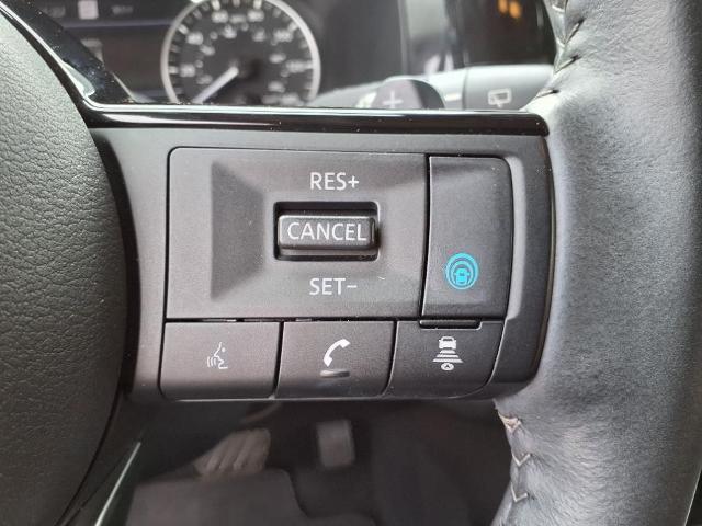 2024 Nissan Pathfinder SL FWD
