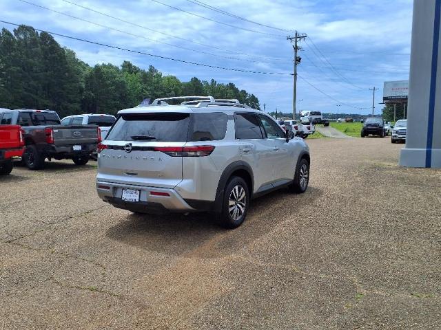 2024 Nissan Pathfinder SL FWD