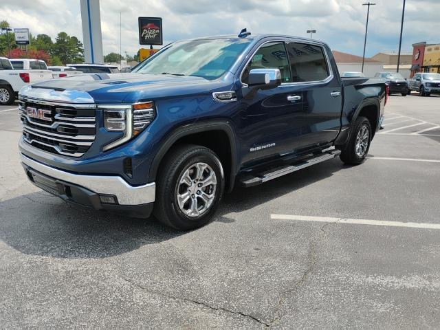 2023 GMC Sierra 1500 4WD Crew Cab Short Box SLT