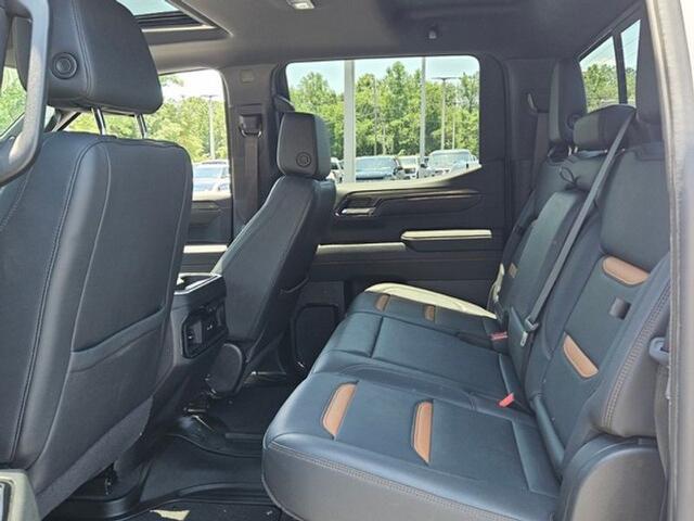 2024 GMC Sierra 1500 4WD Crew Cab Short Box AT4