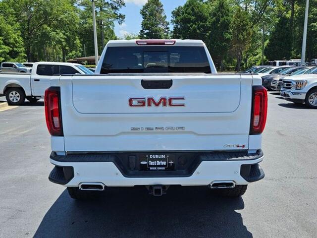 2024 GMC Sierra 1500 4WD Crew Cab Short Box AT4