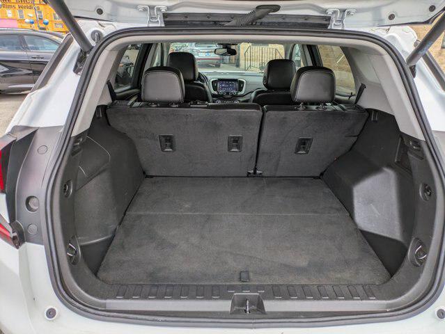 2023 GMC Terrain FWD SLT