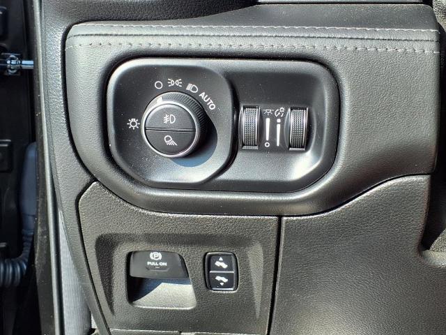 2020 Ram 1500 Limited Crew Cab 4x4 57 Box