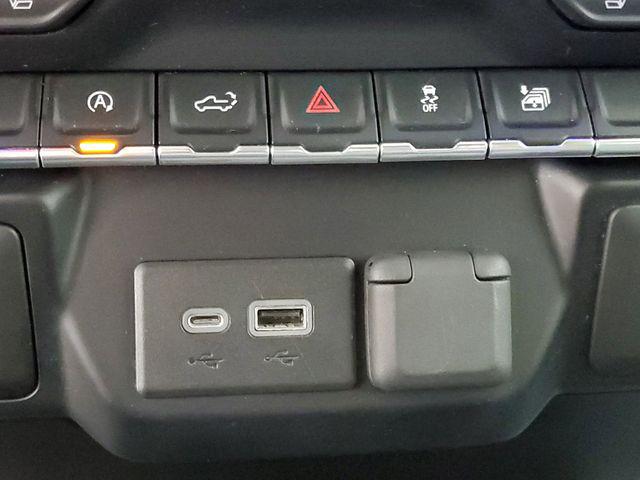 2020 Chevrolet Silverado 1500 4WD Crew Cab Short Bed LT