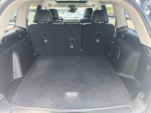 2023 Jeep Grand Cherokee Base
