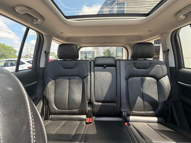 2023 Jeep Grand Cherokee Base