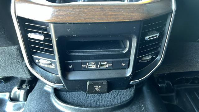 2022 Ram 3500 Laramie Crew Cab 4x4 8' Box