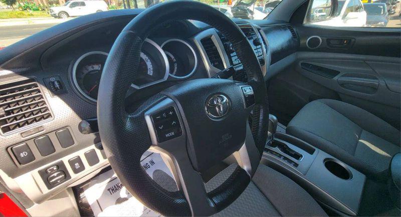 2012 Toyota Tacoma PreRunner V6