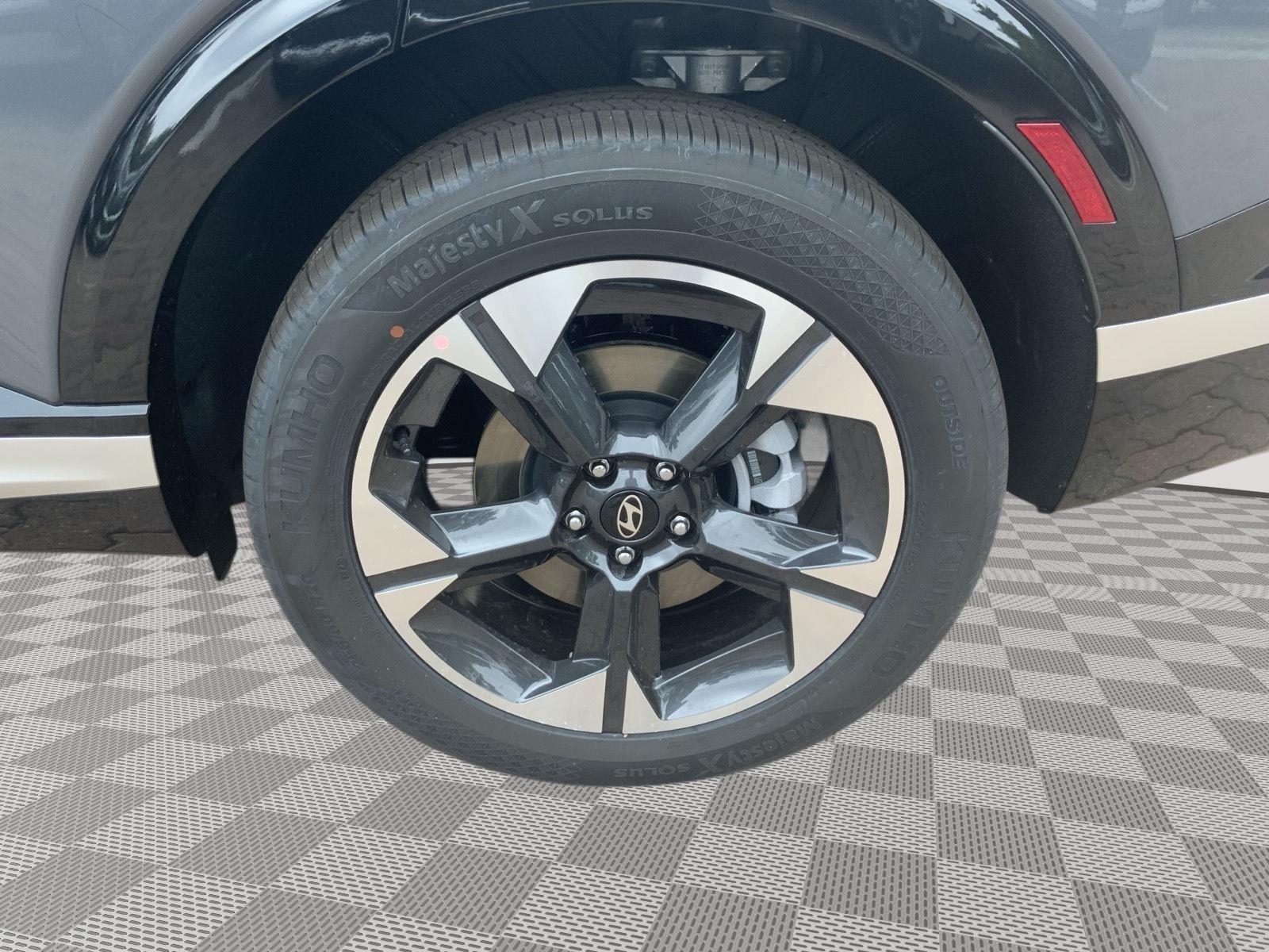 2026 Hyundai Palisade Limited - Photo 9