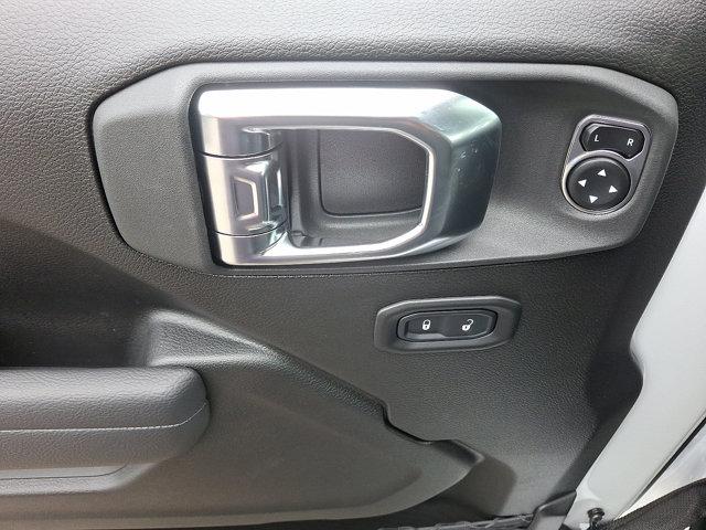 2025 Jeep Wrangler 4-Door Summit 4x4