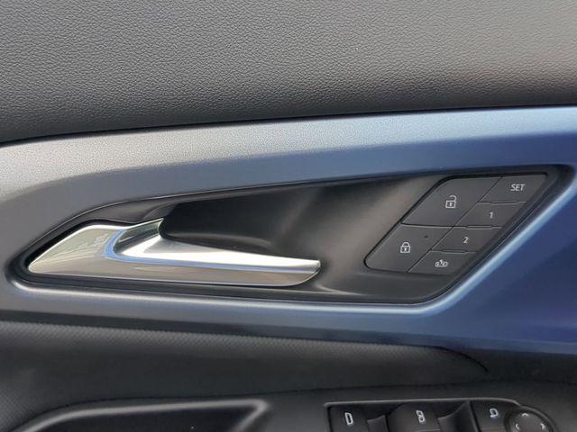 2025 Chevrolet Equinox LT 2