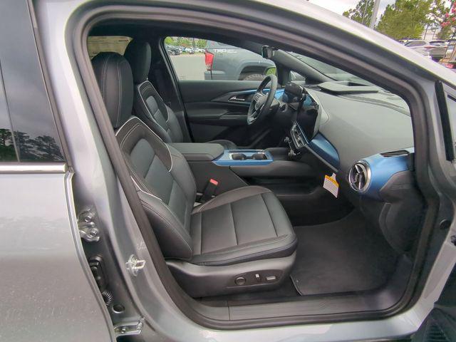 2025 Chevrolet Equinox LT 2