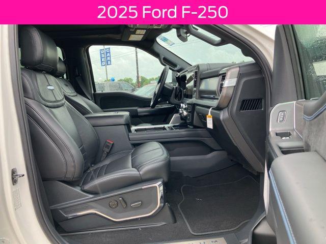 2025 Ford F-250 Platinum