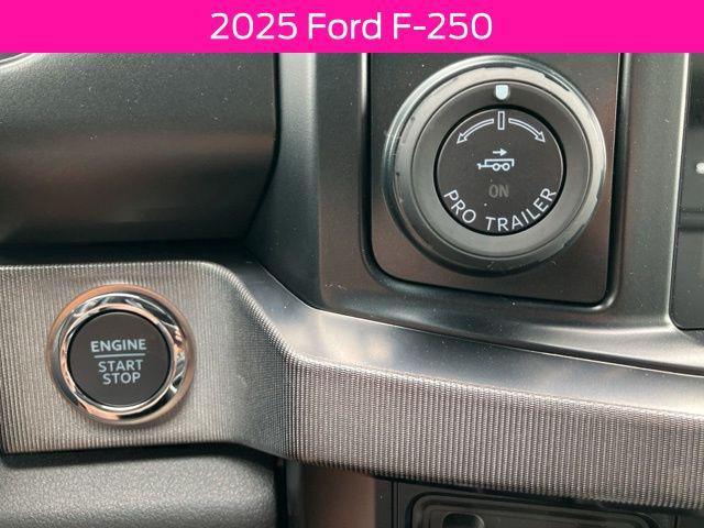 2025 Ford F-250 Platinum