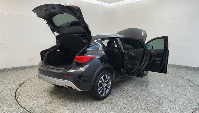 2018 INFINITI QX30 Premium