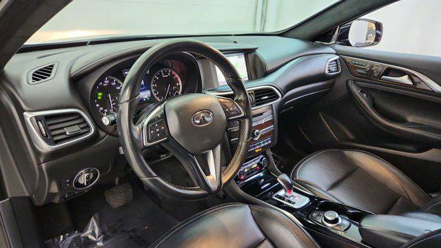 2018 INFINITI QX30 Premium