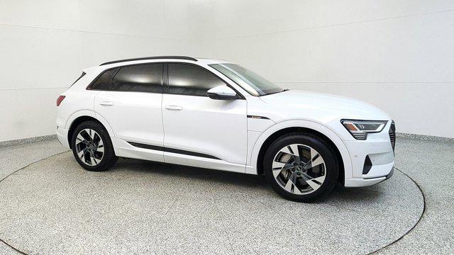 2021 Audi e-tron Premium quattro