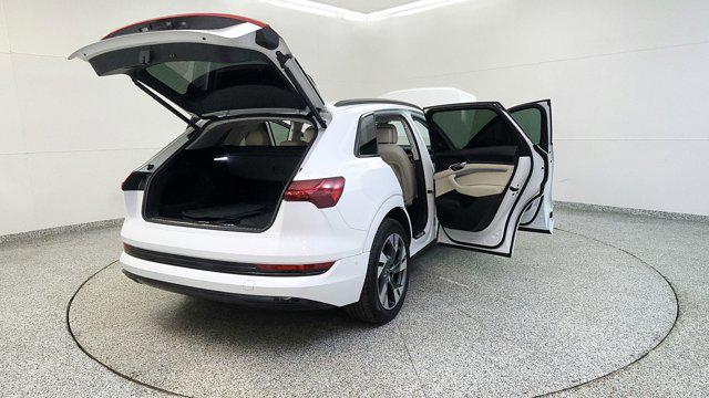 2021 Audi e-tron Premium quattro