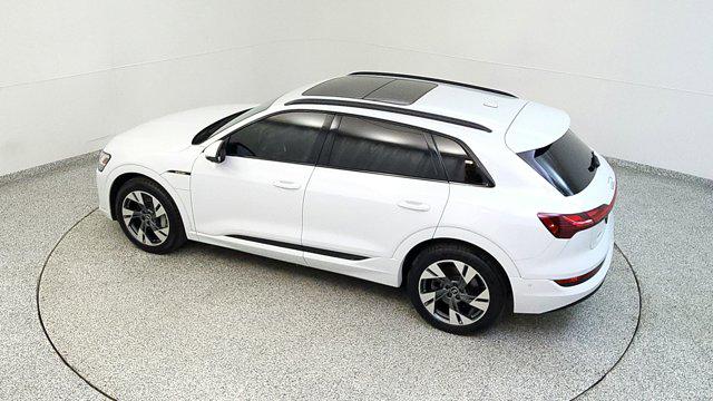 2021 Audi e-tron Premium quattro