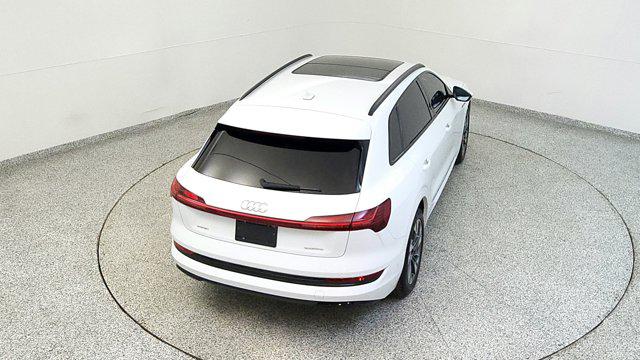 2021 Audi e-tron Premium quattro