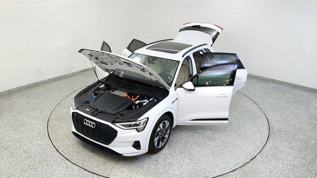 2021 Audi e-tron Premium quattro