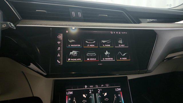 2021 Audi e-tron Premium quattro
