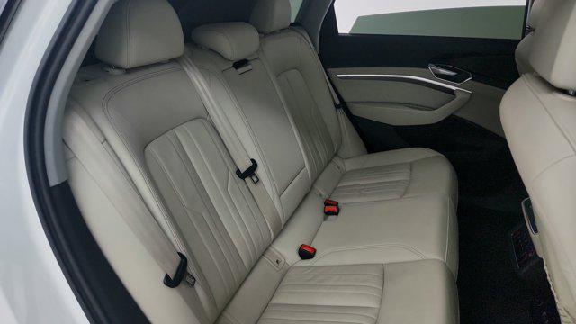 2021 Audi e-tron Premium quattro