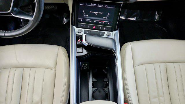2021 Audi e-tron Premium quattro
