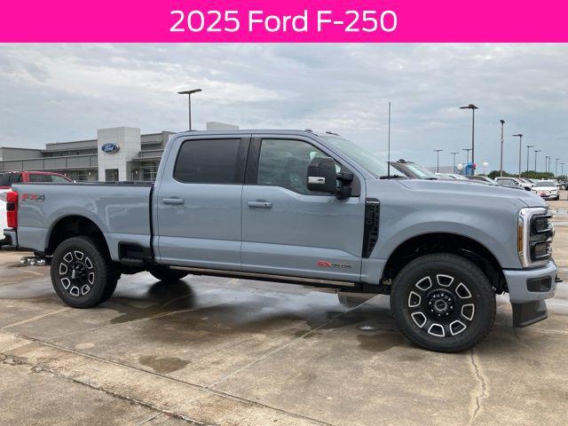 2025 Ford F-250 Platinum