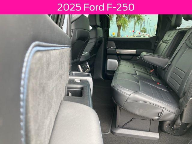2025 Ford F-250 Platinum