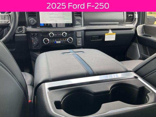 2025 Ford F-250 Platinum