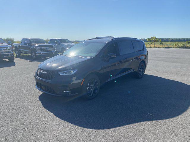 2025 Chrysler Pacifica PACIFICA SELECT 2025 Chrysler Pacifica PACIFICA SELECT