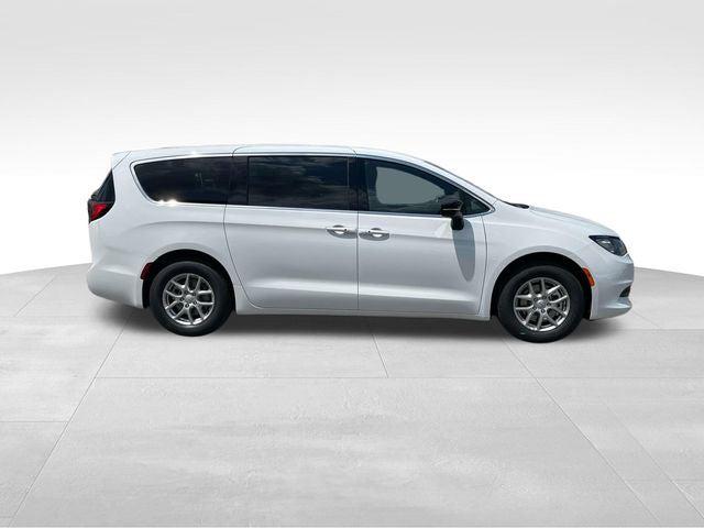 2026 Chrysler Voyager VOYAGER LX 2026 Chrysler Voyager VOYAGER LX