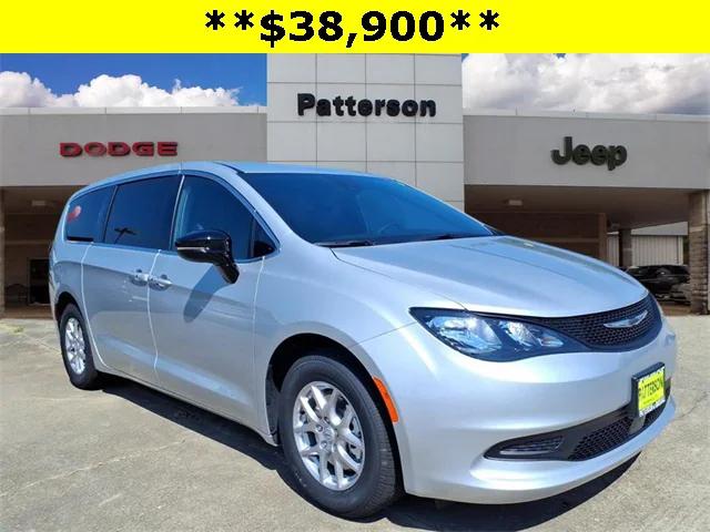 2026 Chrysler Voyager VOYAGER LX