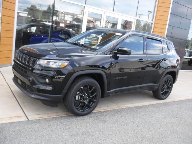 2025 Jeep Compass COMPASS LATITUDE 4X4