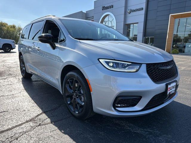 2026 Chrysler Pacifica PACIFICA LIMITED AWD