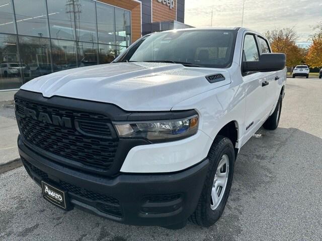 2025 RAM Ram 1500 RAM 1500 TRADESMAN CREW CAB 4X4 57 BOX 2025 RAM Ram 1500 RAM 1500 TRADESMAN CREW CAB 4X4 57 BOX