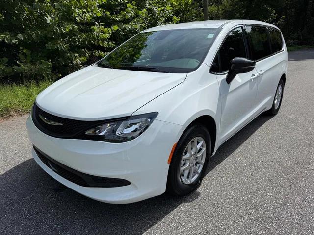 2026 Chrysler Voyager VOYAGER LX